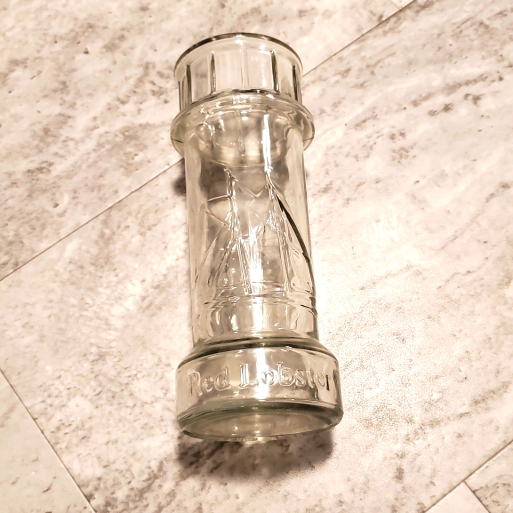 COPY - 12/$30 vintage glass Red Lobster vase
